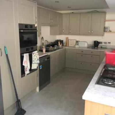 Richmond Refurbishments: Kitchen and Conservatory in Camberley